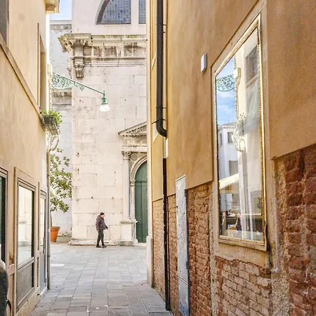 Elegance Fenice Theatre E Private Terrace شقة *